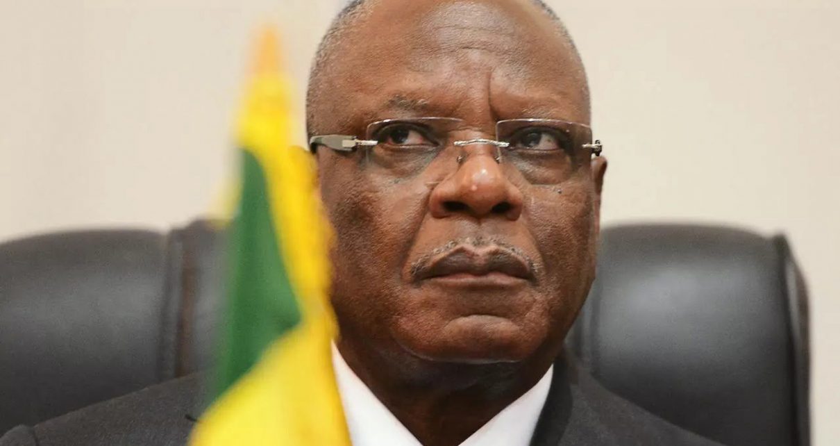 mali president resign